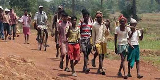 मजदूरों की घर वापसी से आर्थिक गतिविधियां होंगी प्रभावित: सूूत्र Economic Activities