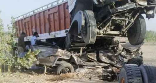 11 people died in road accident - sach kahoon