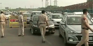 Politics intensified on Gurugram-Delhi border, Haryana removed barricade