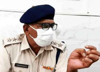 Ban on bringing kavad