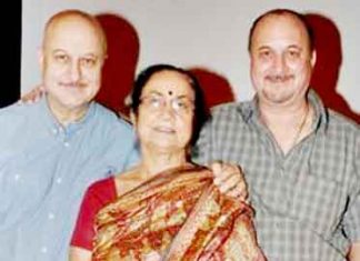 Corona-infected family, including Anupam Kher's mother