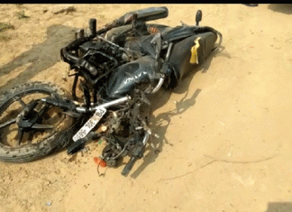 High-speed trala driver crushed the couple on Ratanpura bypass