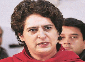 उत्तर प्रदेश में दम तोड़ चुकी है कानून व्यवस्था: प्रियंका Law and order in UP is dead Priyanka