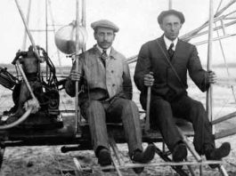 कैसे राइट बंधुओं ने किया हवाई जहाज का आविष्कार Invent Airplane