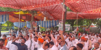 Tomorrow farmers will block roads across the state