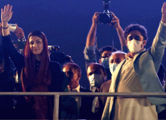 Opposition parties mobilized in Pakistan, government in action