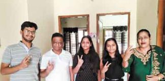 Twin sisters success in NEET exam