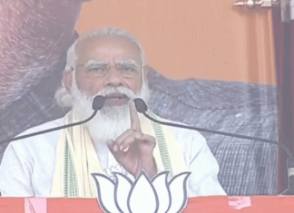 UPA draws anger on Nitishs ouster from power, stops development of Bihar Modi