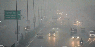 Delhis air quality 'very poor'
