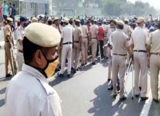 निकिता हत्याकांड को लेकर हुई पंचायत में हंगामा, राष्ट्रीय राजमार्ग किया जाम, पुलिस ने किया लाठीचार्ज Nikita murder