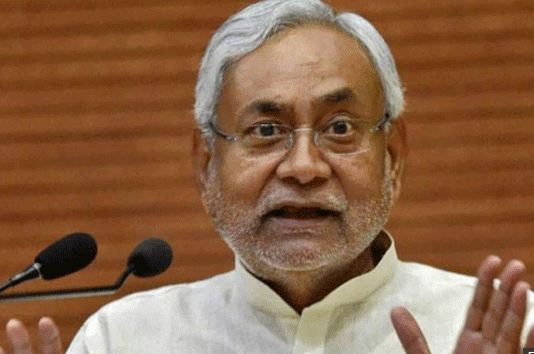 बिहार: अपहरण केस में घिरे कानून मंत्री, सीएम नीतीश कुमार को कोई जानकारी नहीं Nitish government once again in Bihar