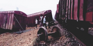 Seven coaches of goods train overturned in Kasganj, 20 derailed, traffic disrupted