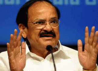 Countrymen express gratitude to soldiers Naidu