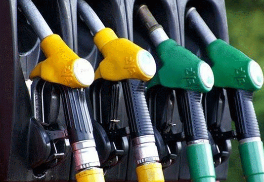 पेट्रोल-डीजल के दाम लगातार क्यों बढ़ रहे हैं? Petrol and diesel prices stable after six consecutive days of hike