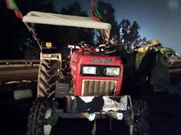 कैंटर ने ट्रैक्टर-ट्रॉली में मारी टक्कर, दो किसानों की मौत, 9 घायल Road-Accident