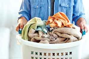 Wash-Woolen-Clothes-in-Wint