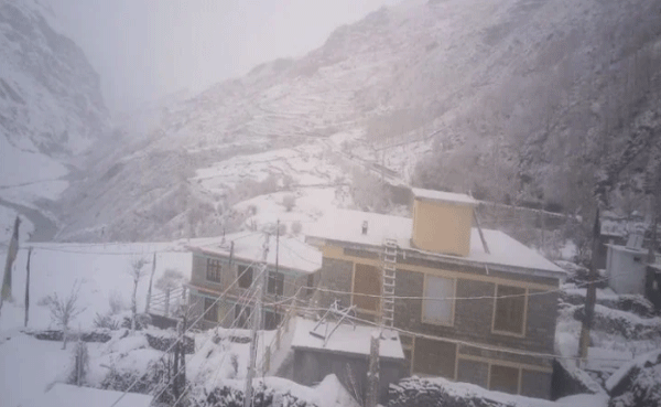 Himachal's Keylong shines minus 11.4 degrees, cold rises