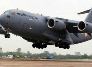 वायु सेना ने कारगिल में फंसे 75 यात्रियों को निकाला Indian Air Force News
