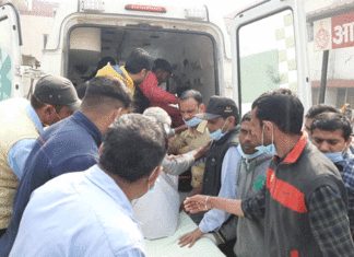 12 injured in truck-bolero collision, 3 serious