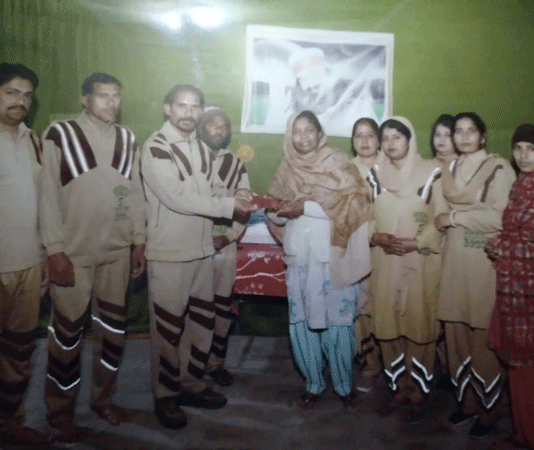 Aashrivaad Muhim Upkar colony's Sangat helped in the marriage of a financially poor girl.