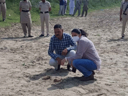 Sensation of 6 live bomb shells found in fields near Markanda river