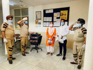 Corona Warriors gets salute, distributed covid-prevention kit