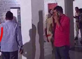 Prisoners Absconding