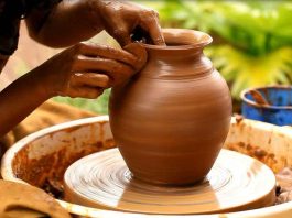 आधुनिकता की दौड़ में कुंभकारों का क्यों हो रहा है धंधा चौपट Mitti-ke-bartan