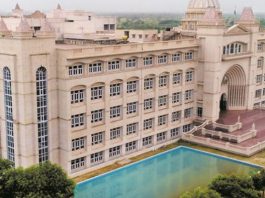 Mody University