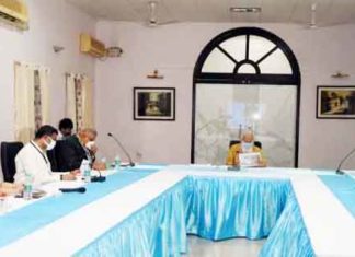 मुख्य सचिव को नहीं करेंगे रिलीव : ममता बनर्जी Mamta-Vs-Modi