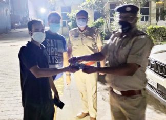 Police returned the lost money of the young man