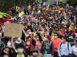 कोलंबिया प्रदर्शन, 31 लोगों की मौत, 1220 घायल Protest in Colombia