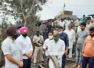 गांव गढ़ी रोड़ान में शॉर्ट सर्किट से भीषण आग, दर्जनों पशुओं की जलकर मौत Short-Circuit sachkahoon