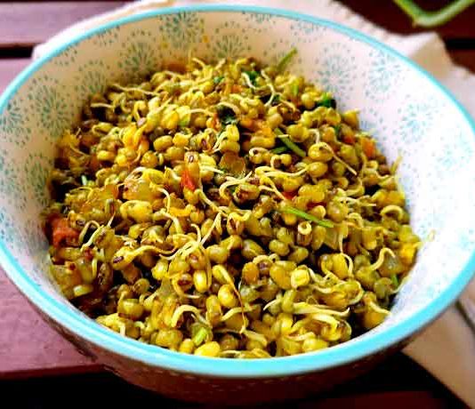 Sprouted-Moong-Dal-Sabzi