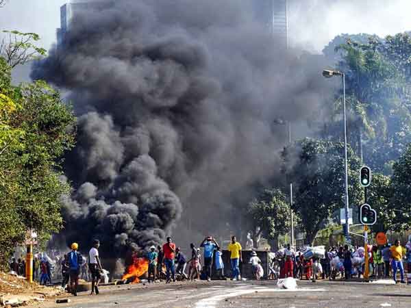 south-africa-riot
