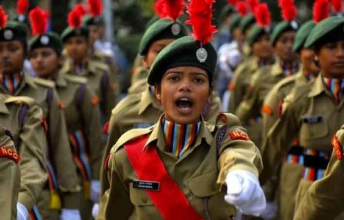 women officers of the army sachkahoon