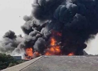 इंग्लैंड के किडरमिन्स्टर शहर में लगी भीषण आग Fire