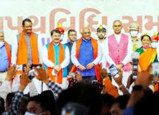 भूपेन्द्र सरकार में 10 कैबिनेट समेत 24 मंत्रियों ने ली शपथ, एक भी पुराने चेहरे को जगह नहीं Gujrat
