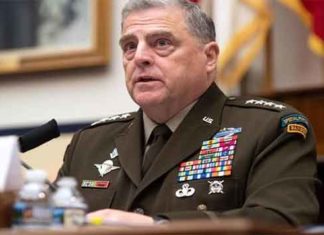 रामस्टीन बेस में अफगान शरणार्थियों को ‘रेड मार्क’ किया गया हैः मिले Mark Milley