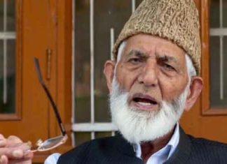 पाकिस्तान के दबाव में गिलानी के शव के साथ कब्रिस्तान नहीं गए दोनों बेटे : पुलिस Syed Ali Shah Geelani