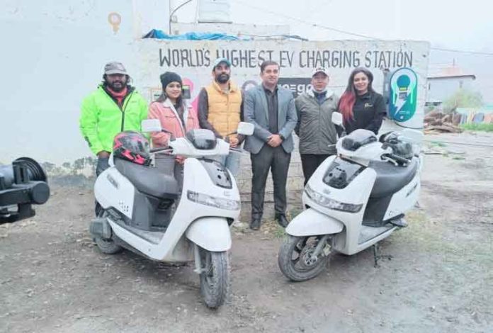 World's highest electric vehicle sachkahoon