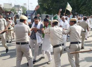 Farmers opposed the program sachkahoon