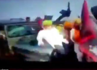 किसानो को रौंदे जाने का वीडियो वायरल, विपक्ष हुआ हमलावर Lakhimpur Kheri Farmers