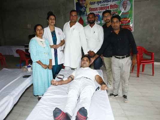 शहीद जयपाल गिल हांसेवाला की याद में रक्तदान शिविर का आयोजन martyr Jaipal Gill Hansewala sachkahoon