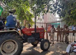 Anger erupted over non-procurement of paddy sachkahoon