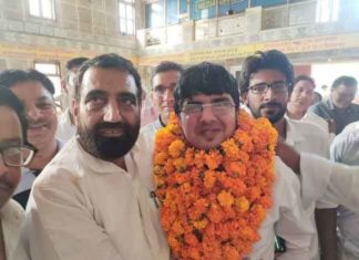 Got the honor by lying sachkahoon