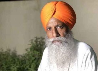 डीएफसी थप्पड़ कांड: चढूनी की गिरफ्तारी की मांग पर अड़े कर्मचारी, वर्क सस्पेंड कर धरने पर बैठे Kurukshetra News