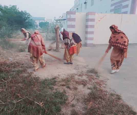 शाह सतनाम जी पुरा की साध- संगत ने चलाया सफाई अभियान Sadh Sangat of Shah Satnam Ji Pura sachkahoon