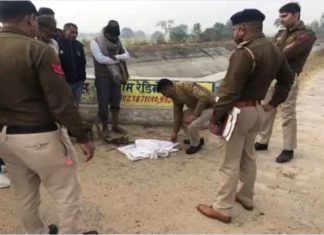 Newborn Girl thrown into the canal sachkahoon