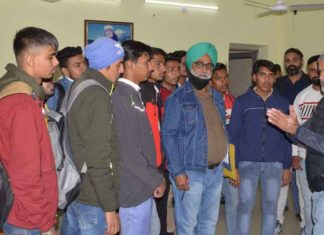 Students Visited Sach Kahoon